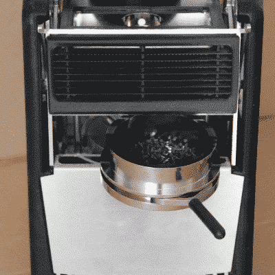 Stap_6_sample schale plaatsen in hydrotracer Stap_6_sample schale plaatsen in hydrotracer